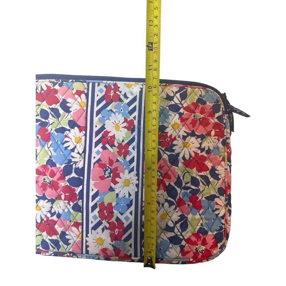 Vera Bradley Large Laptop Computer Case Sleeve Summer Cottage Retired Pattern